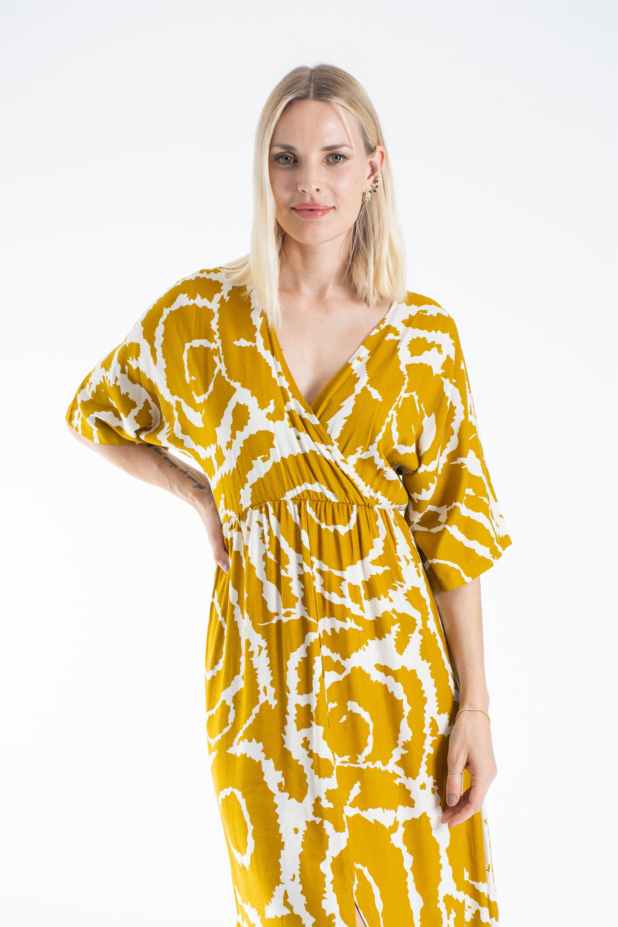 Womens Viscose Printed Ornamental Floral Midi Dress