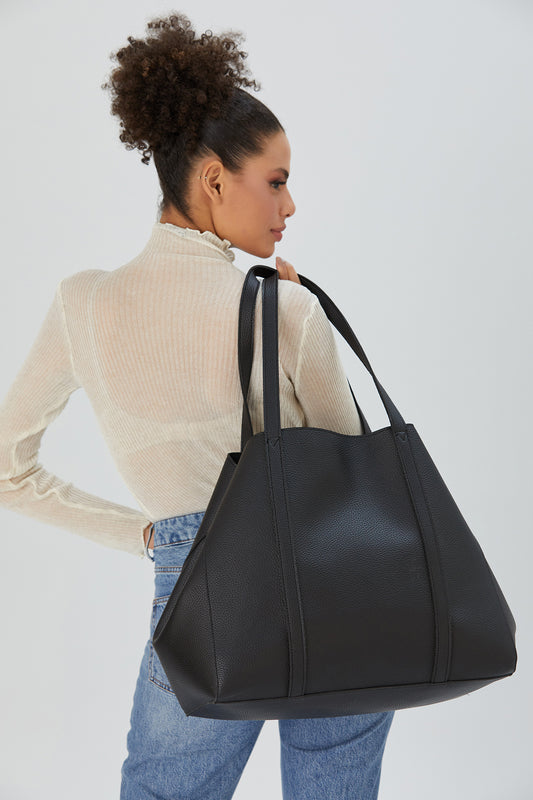 Vegan Leather Weekend Bag - Black