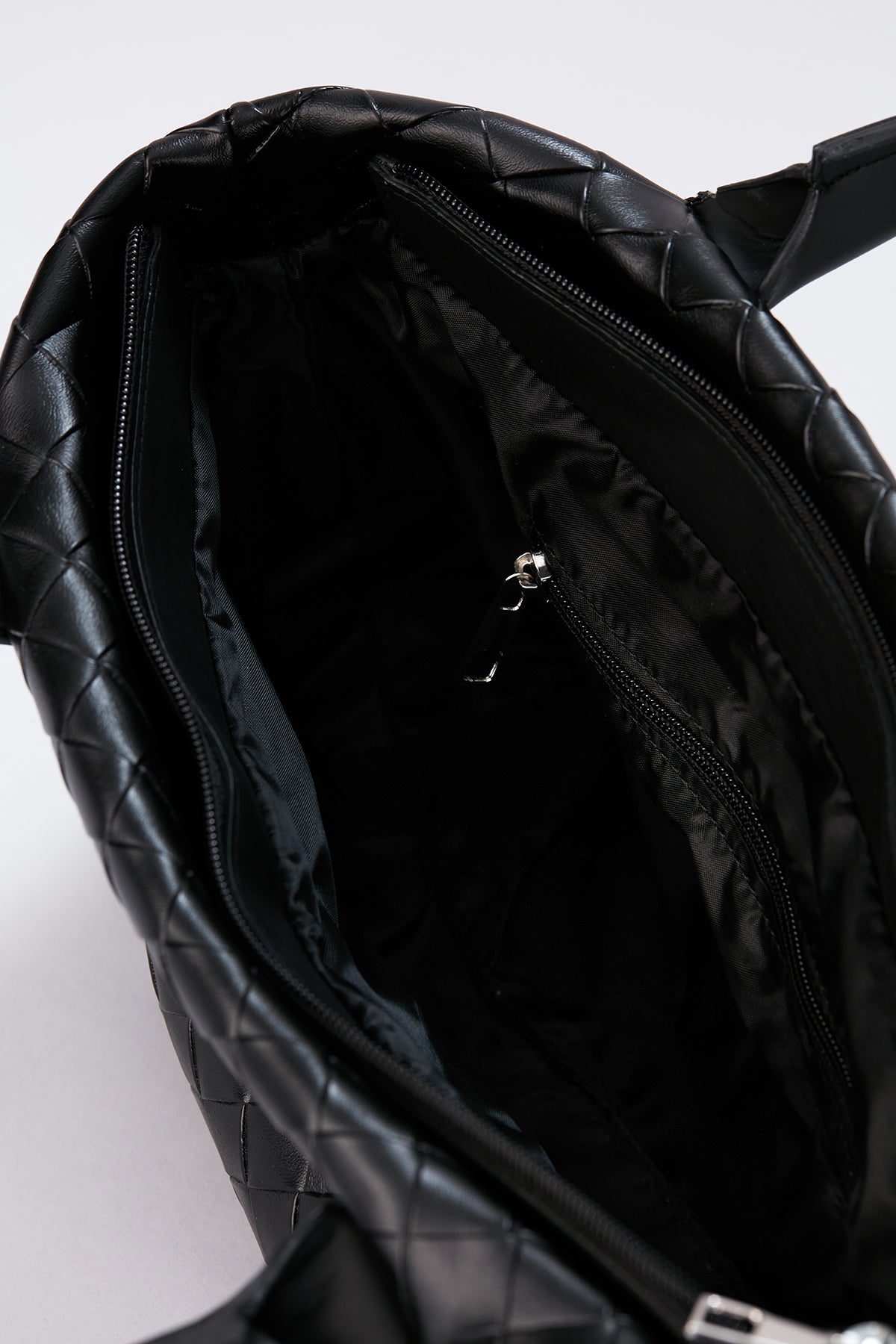 Braided Vegan Leather Tote Bag - Black