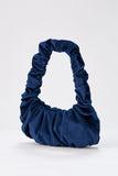 Croissant-Handtasche aus Samt – Marineblau