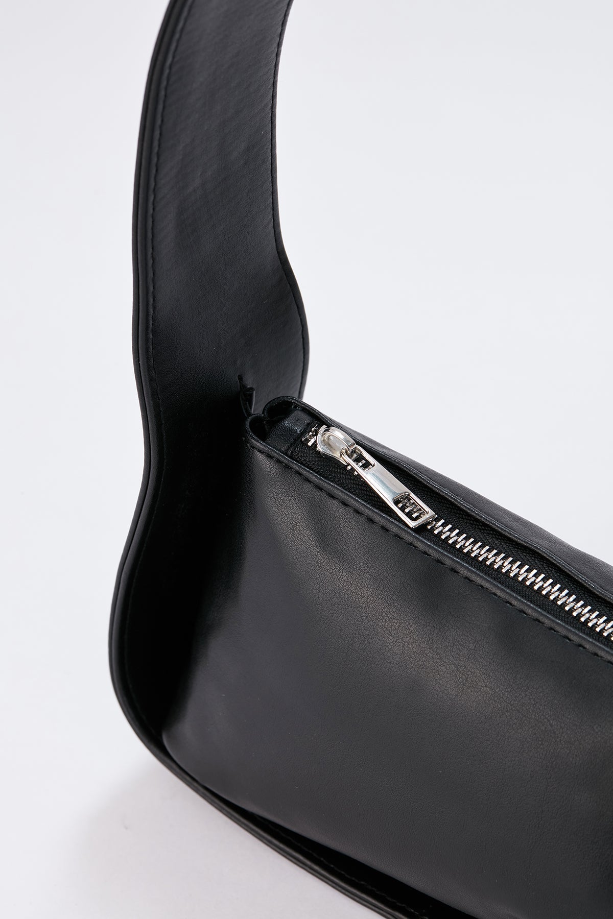 Asymmetric Baguette Bag - Black